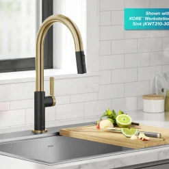 Single Handle Pull Down Kitchen Faucet in Spot-Free Brushed Brass / Matte Black