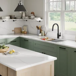 Touchless Sensor Pull-Down Single Handle Kitchen Faucet in Matte Black