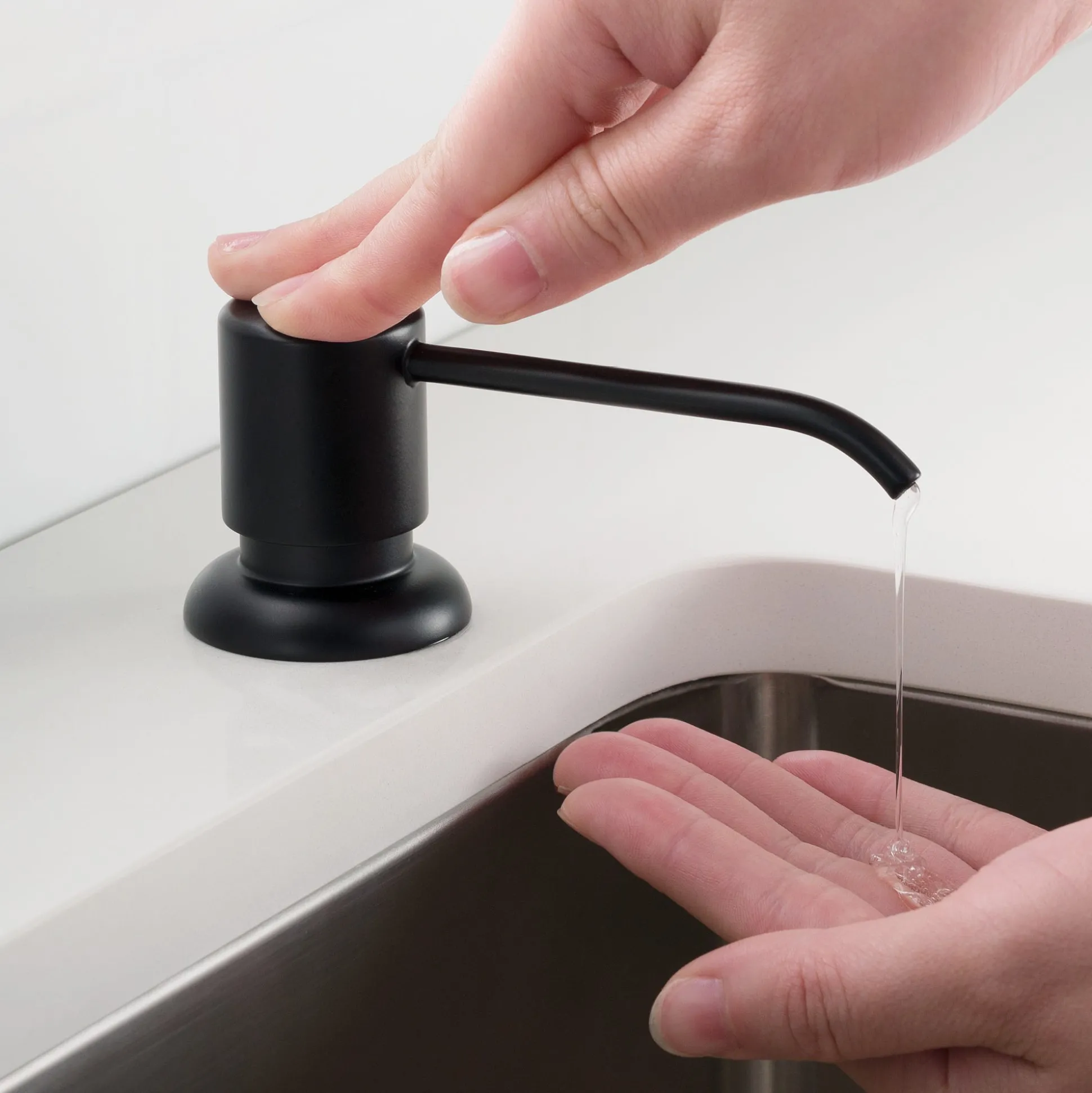 23" Undermount Kitchen Sink w/ Bolden Commercial Pull-Down Faucet and Soap Dispenser in Matte Black