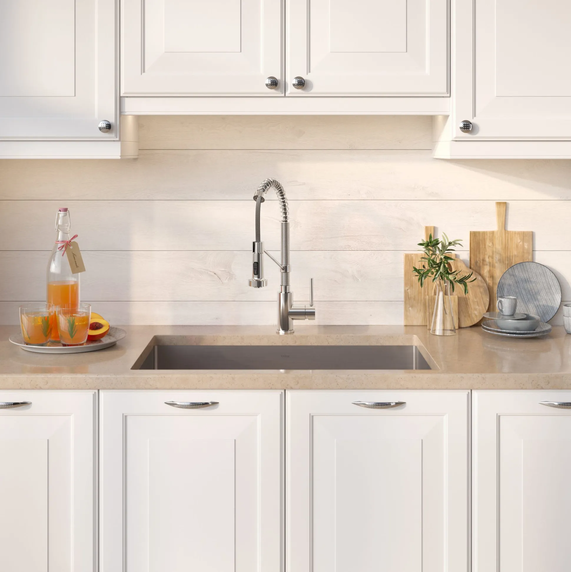 32" Undermount Kitchen Sink w/ Bolden Commercial Pull-Down Faucet and Soap Dispenser in Chrome